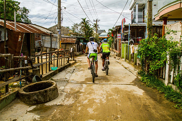 Vietnam to Cambodia Cycle Ride